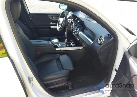 2023 Mercedes-Benz Glb 250 4Matic z USA, uszkodzony, nr VIN W1N4M4HB0PW333530